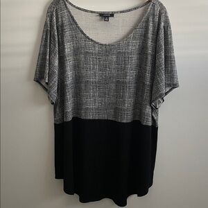 Alfani Women's Stylish Black and Gray Top—Size 3X